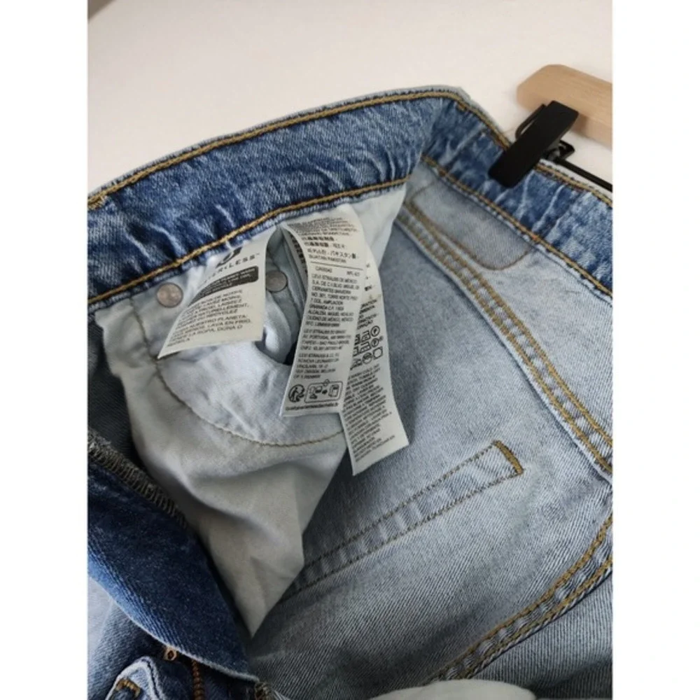 Levi Strauss 514 Blue Jeans Mens Size 34W 32L Straight‎ Fit Flex